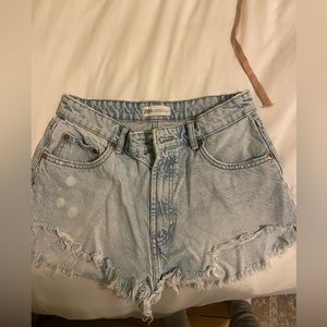 Zara light wash denim shorts